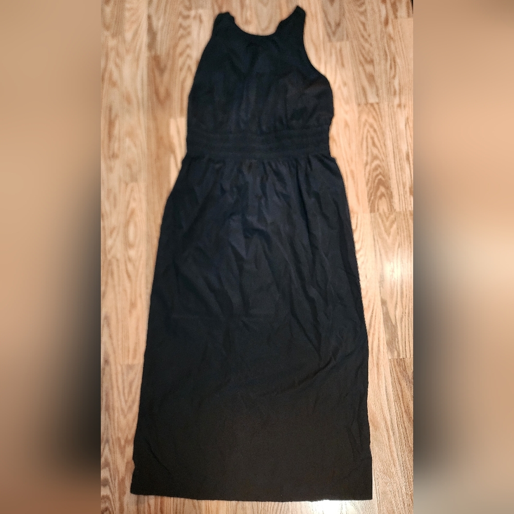 Elegant Black Sleeveless Dress